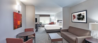 Holiday Inn Express & Suites Shreveport South Park Plaza by IHG