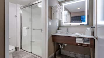 Studio | Dusche im Bad
