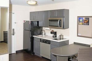 Premium bedding, in-room safe, desk, laptop workspace - Candlewood Suites Killeen - Fort Hood Area by IHG (Killeen)