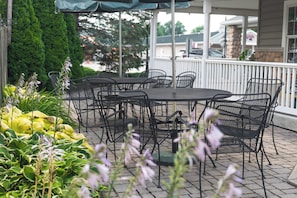 Terrace/patio - Hearthstone Inn & Suites (Cedarville)