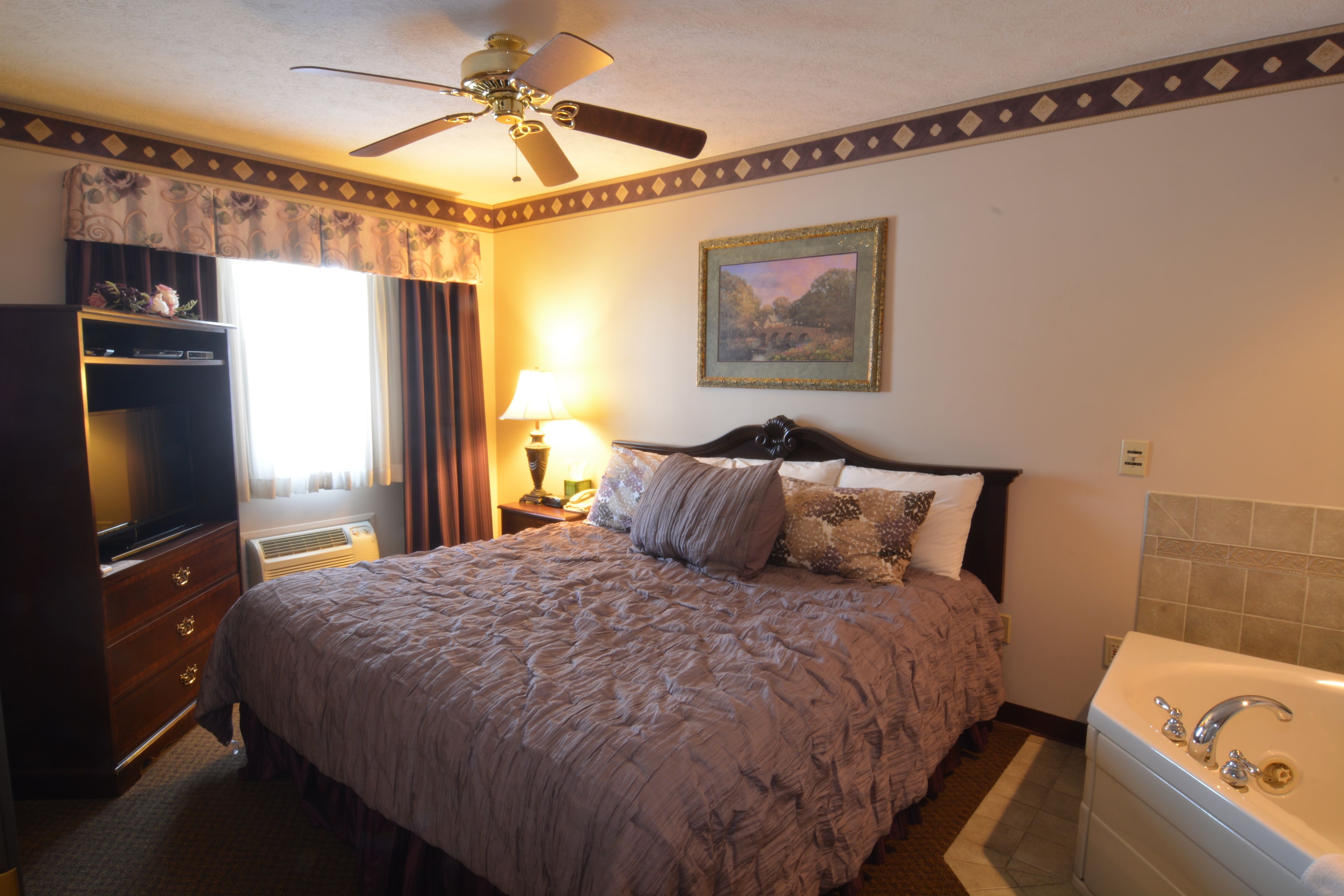 room | 1 bedroom, premium bedding, desk, blackout curtains