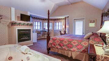 Executive Suite, 1 King Bed with Sofa bed, Non Smoking, Jetted Tub (3rd Floor)