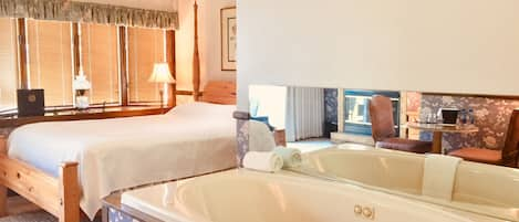 Luxury Suite, 1 Queen Bed (1st Floor) | Privat bubbelpool