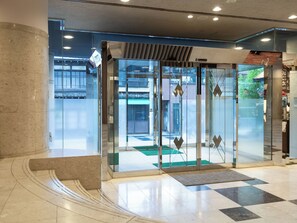 Interior entrance - HOTEL MYSTAYS Ueno East (Tokyo)