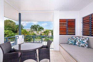 1 Bedroom Pool View | Terrace/patio