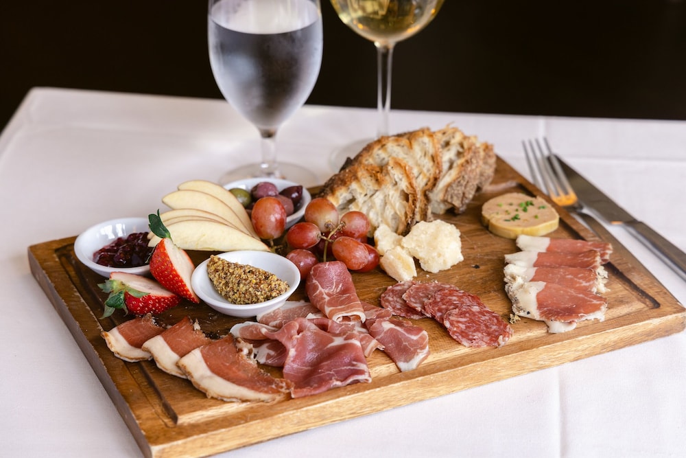 The Kittle House Inn by null