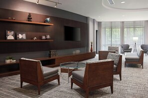 Lounge - Courtyard by Marriott Hamilton (Hamilton)