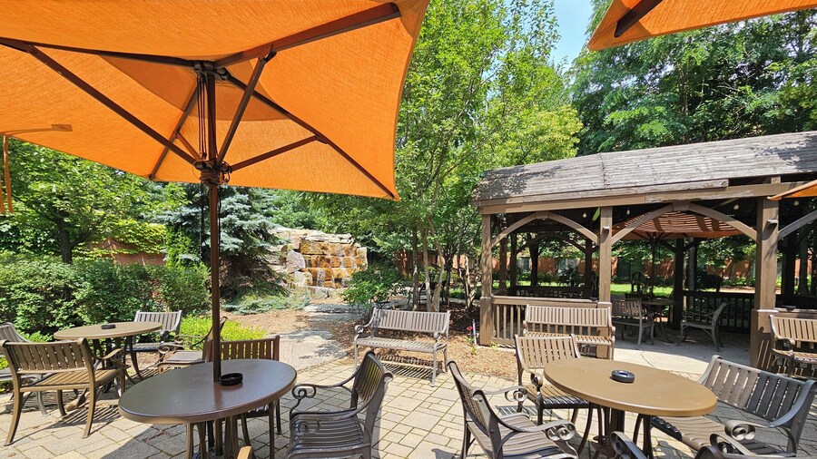 Courtyard by Marriott Hamilton