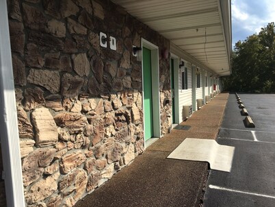 Lexington Inn