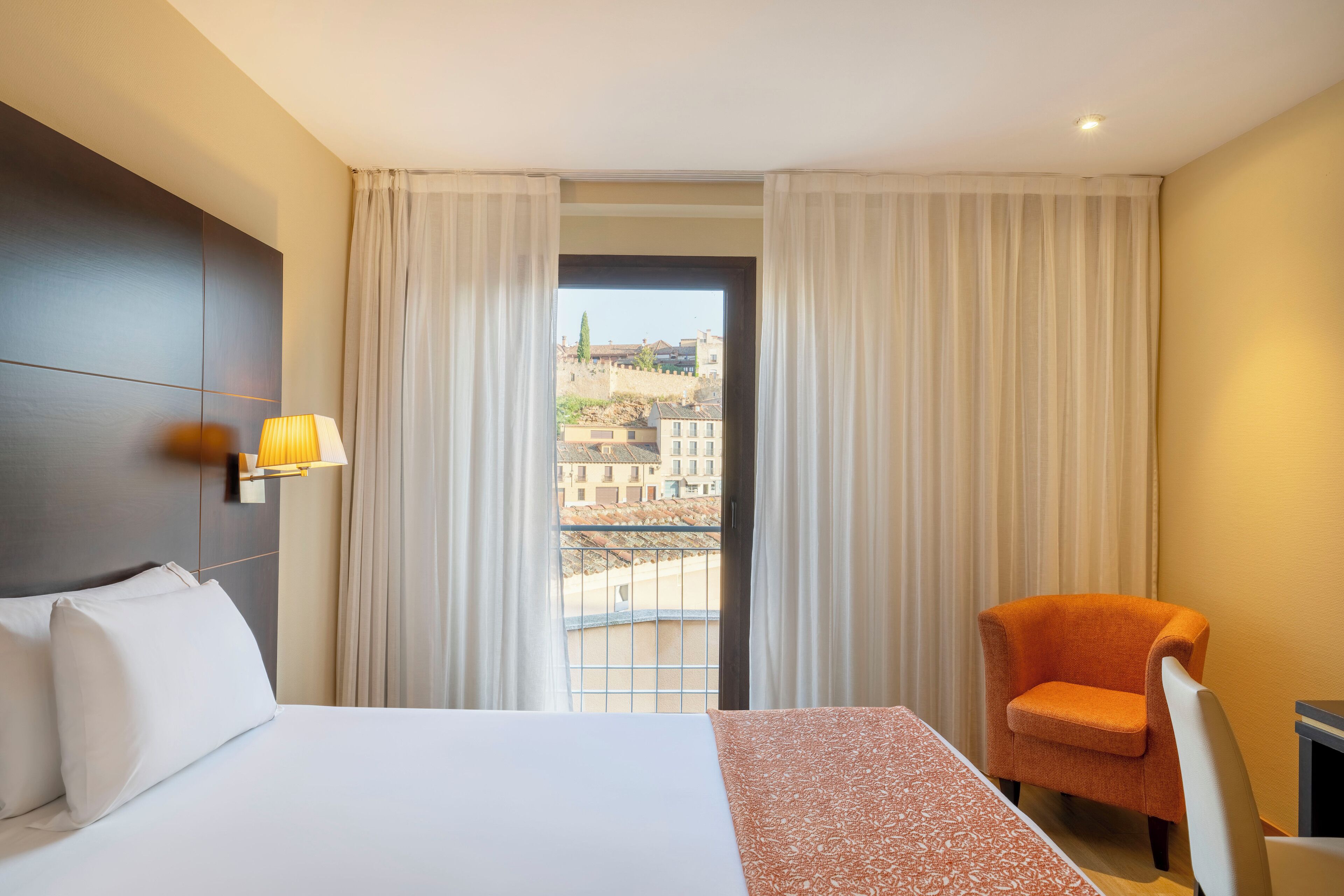 1 bedroom, minibar, in-room safe, desk