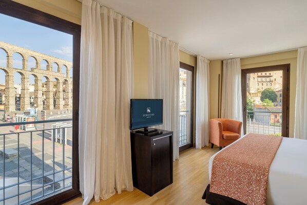 1 habitación, minibar, caja de seguridad en la habitación y escritorio 