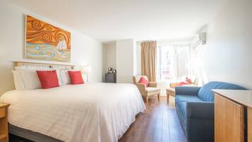 Premium kamer, 1 kingsize bed, niet-roken | Luxe beddengoed, Tempur Pedic-bedden, een kluis op de kamer