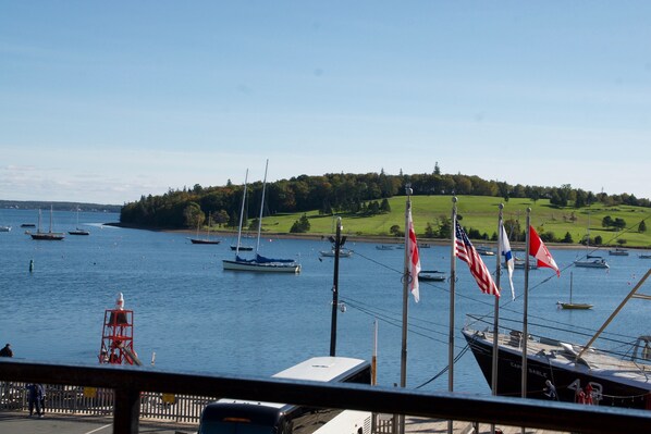 Exterior - Rum Runner Inn (Lunenburg)