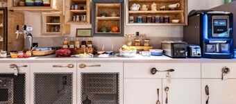 greet Hotel Massieux Lyon Nord