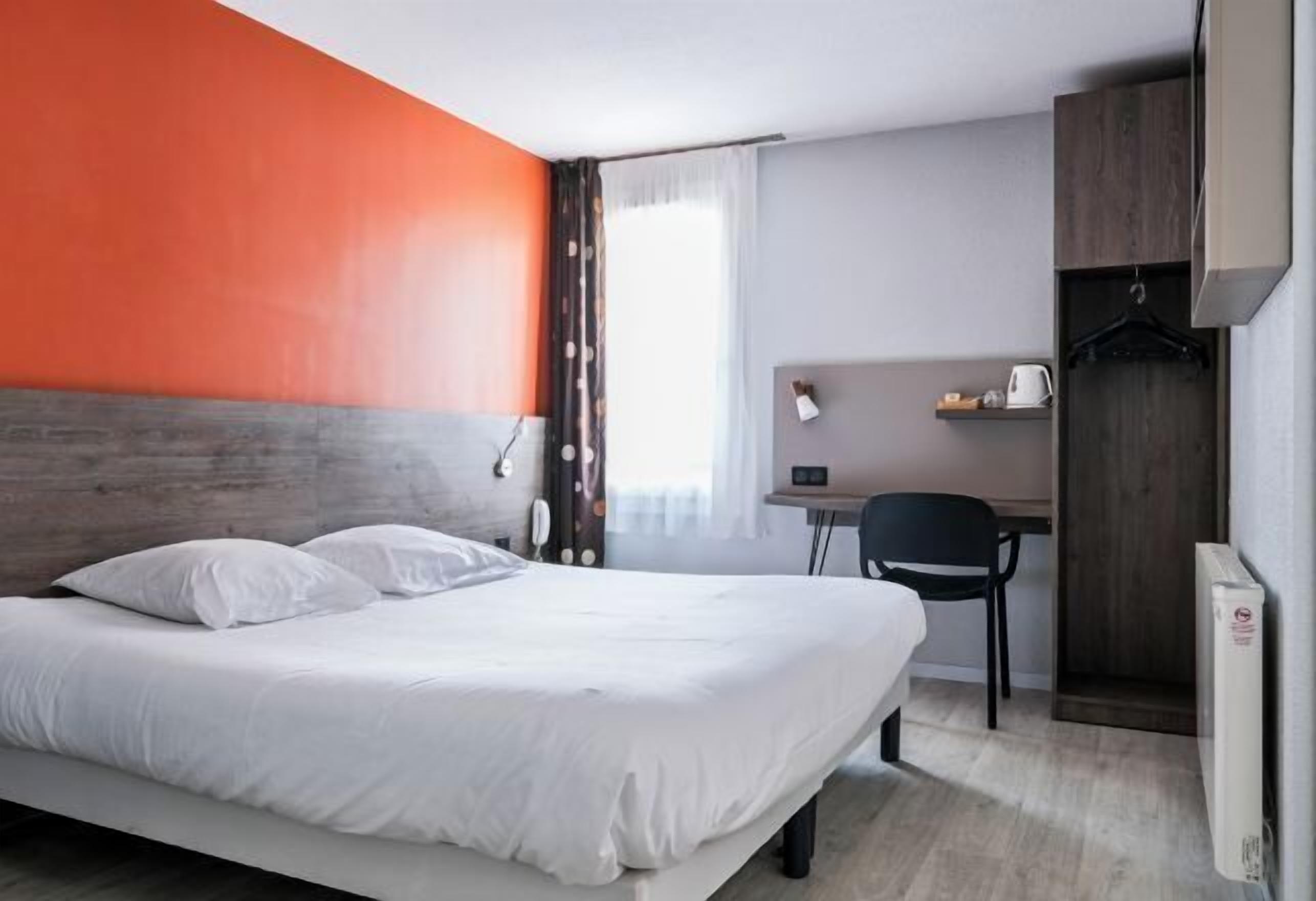 Literie de qualité supérieure, bureau, chambres insonorisées