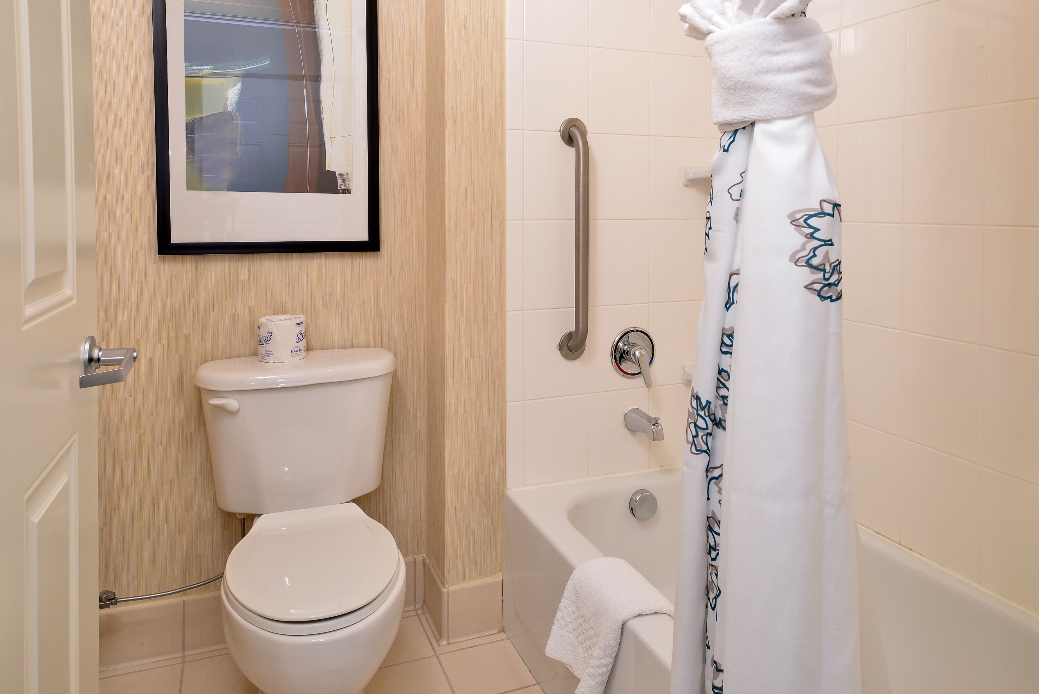 suite, 1 queen bed with sofa bed, fireplace | premium bedding, in-room safe, desk, iron/ironing board