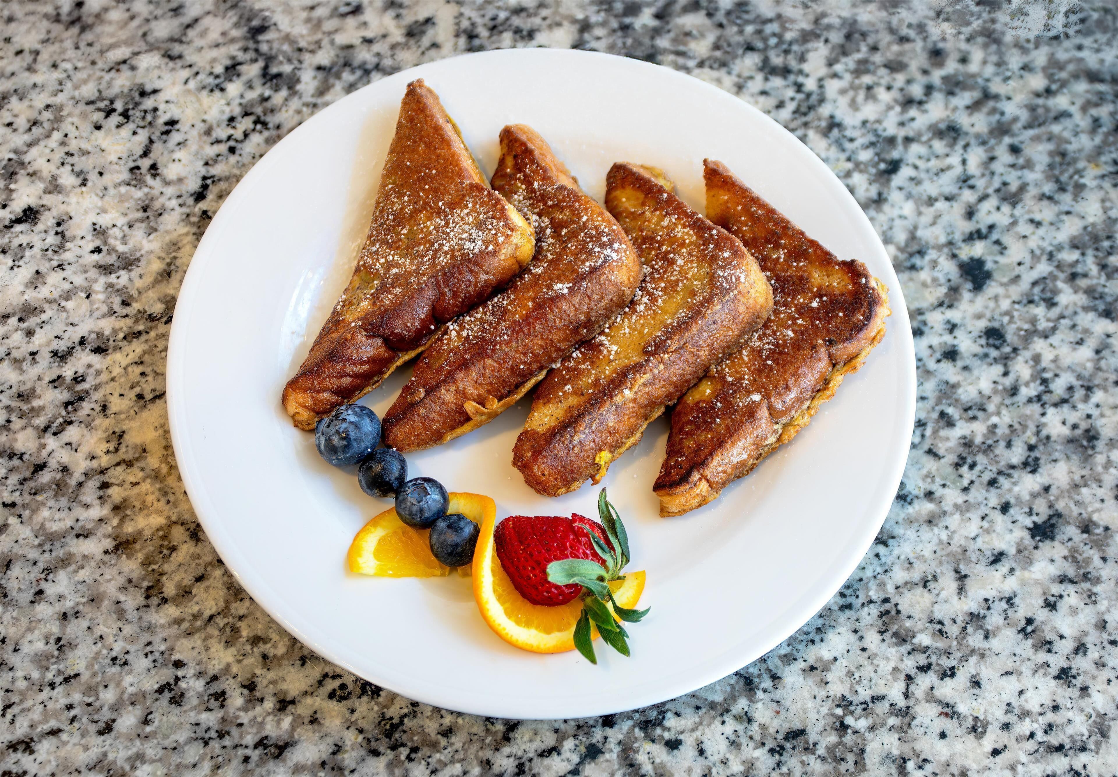 lunch and dinner served