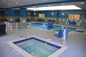 Pool - Hampton Inn Cambridge (Cambridge)