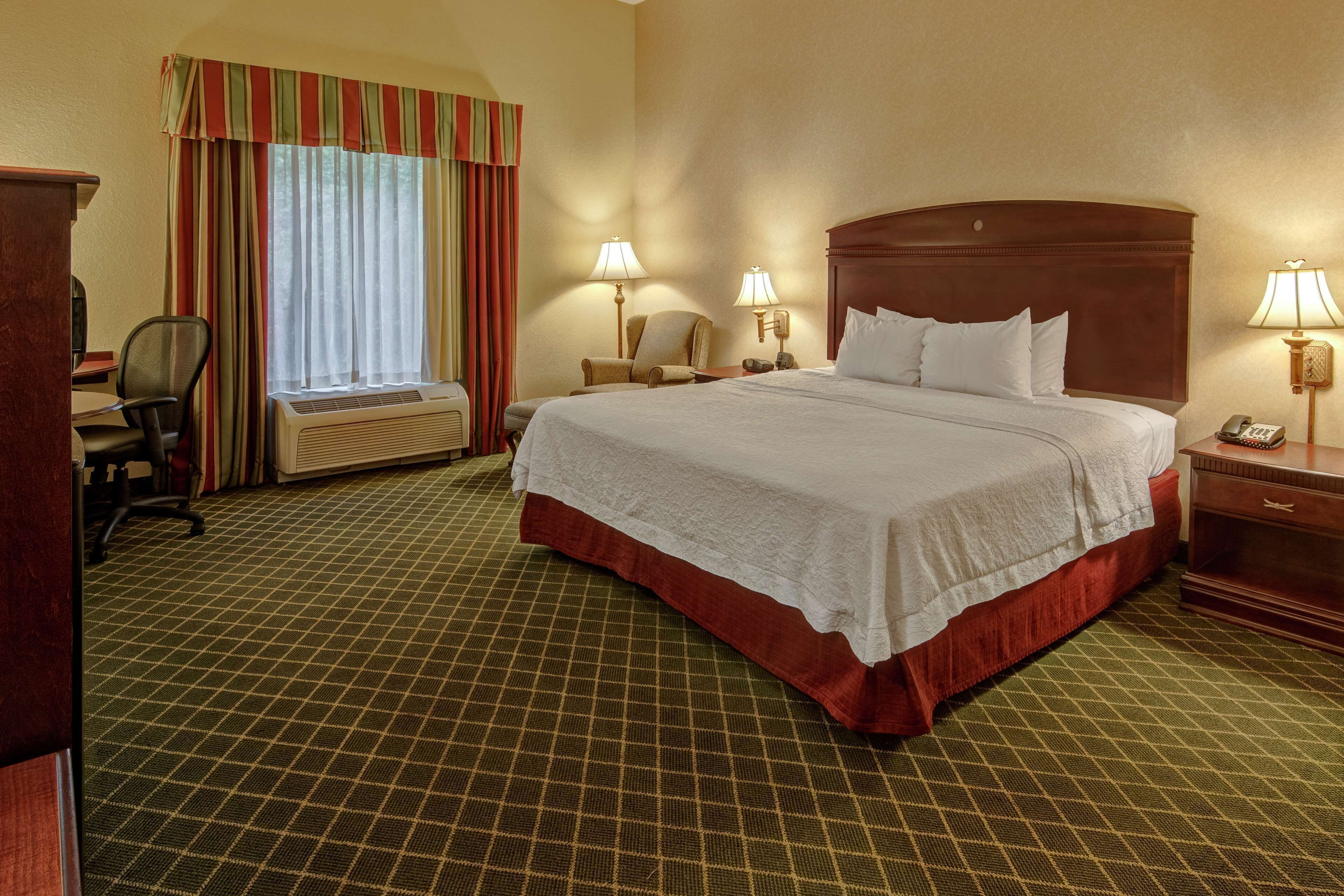 Premium bedding, pillowtop beds, desk, laptop workspace