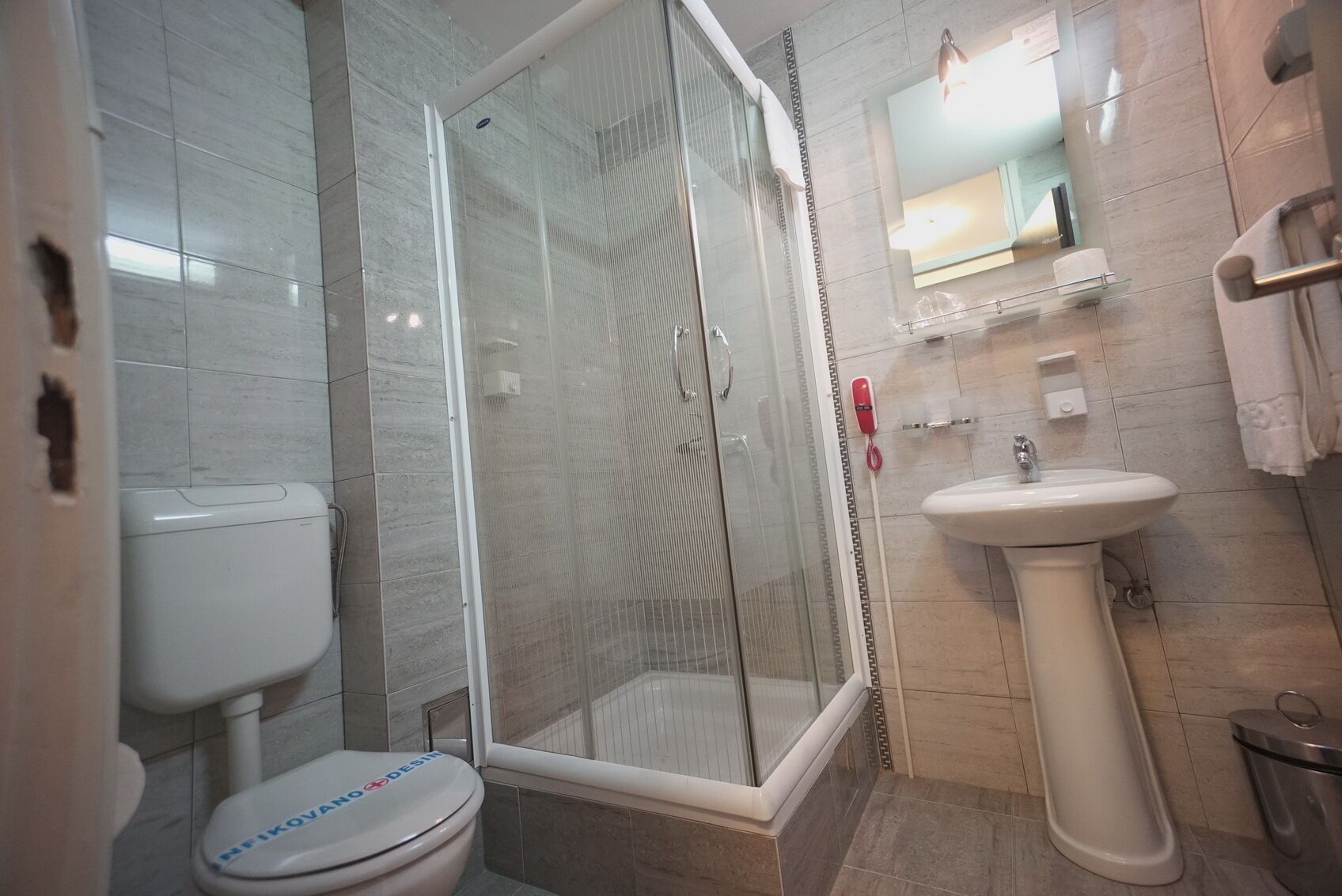 Foto - Hotel Srbija-FREE PARKING