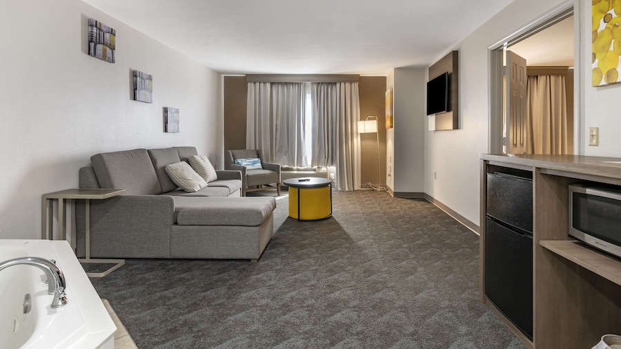 Comfort Inn & Suites Shelbyville