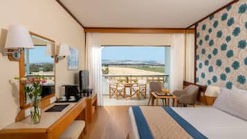 1 bedroom, premium bedding, minibar, in-room safe