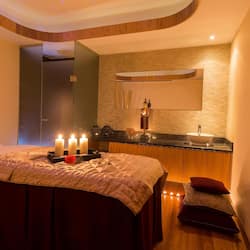 Sauna, steam room, body treatments, aromatherapy, sports massages
