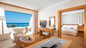 Minibar, in-room safe, desk, soundproofing