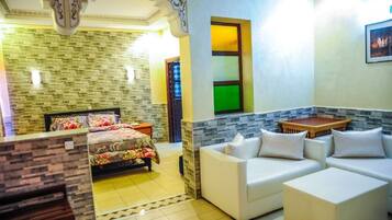 Junior Suite | Free cots/infant beds, free WiFi, bed sheets, wheelchair access