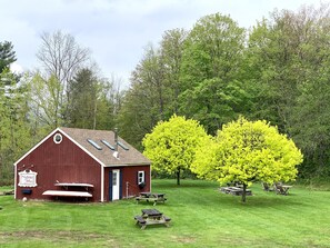 Exterior - The Nutmeg (Wilmington)