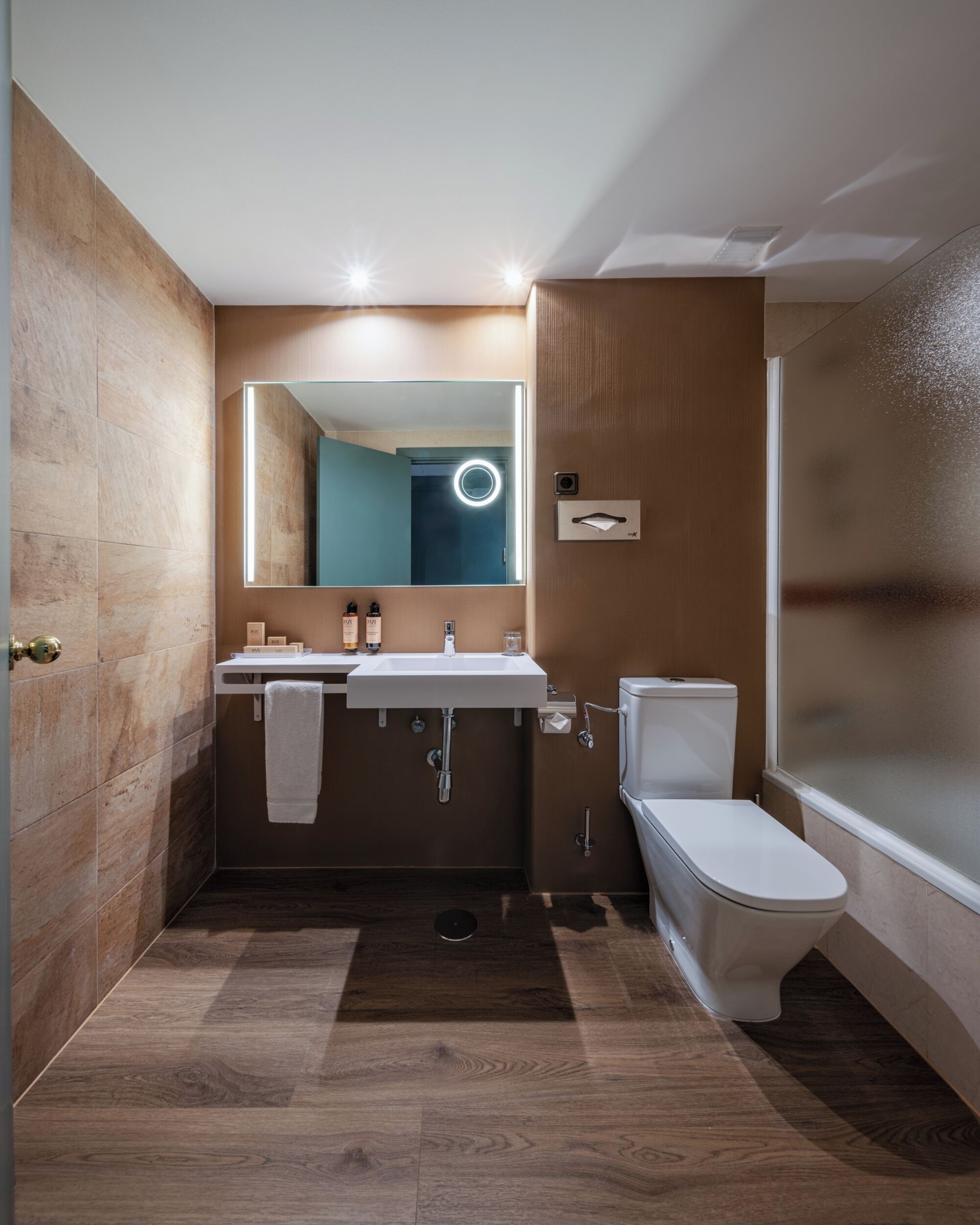 Photo - Luze Castellana