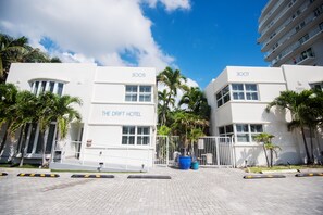 Front of property - The Drift Hotel (Fort Lauderdale)