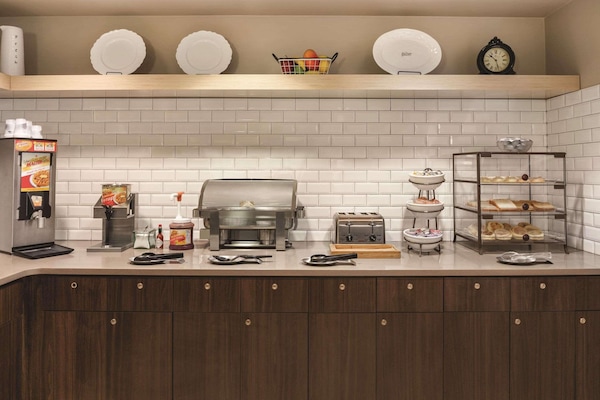 Sudah termasuk sarapan ala kontinental