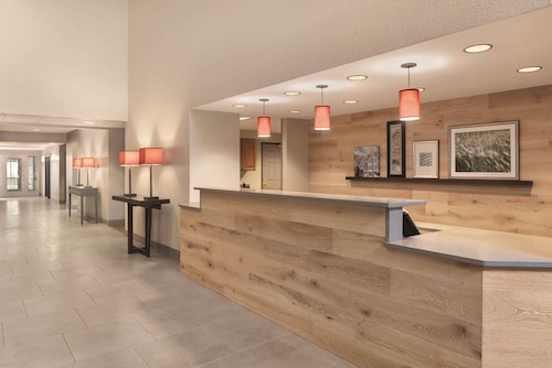 カントリー イン & スイーツ バイ ラディソン グリーン ベイ イースト ウィスコンシン