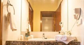 Vasca da bagno a immersione totale, set di cortesia gratuito