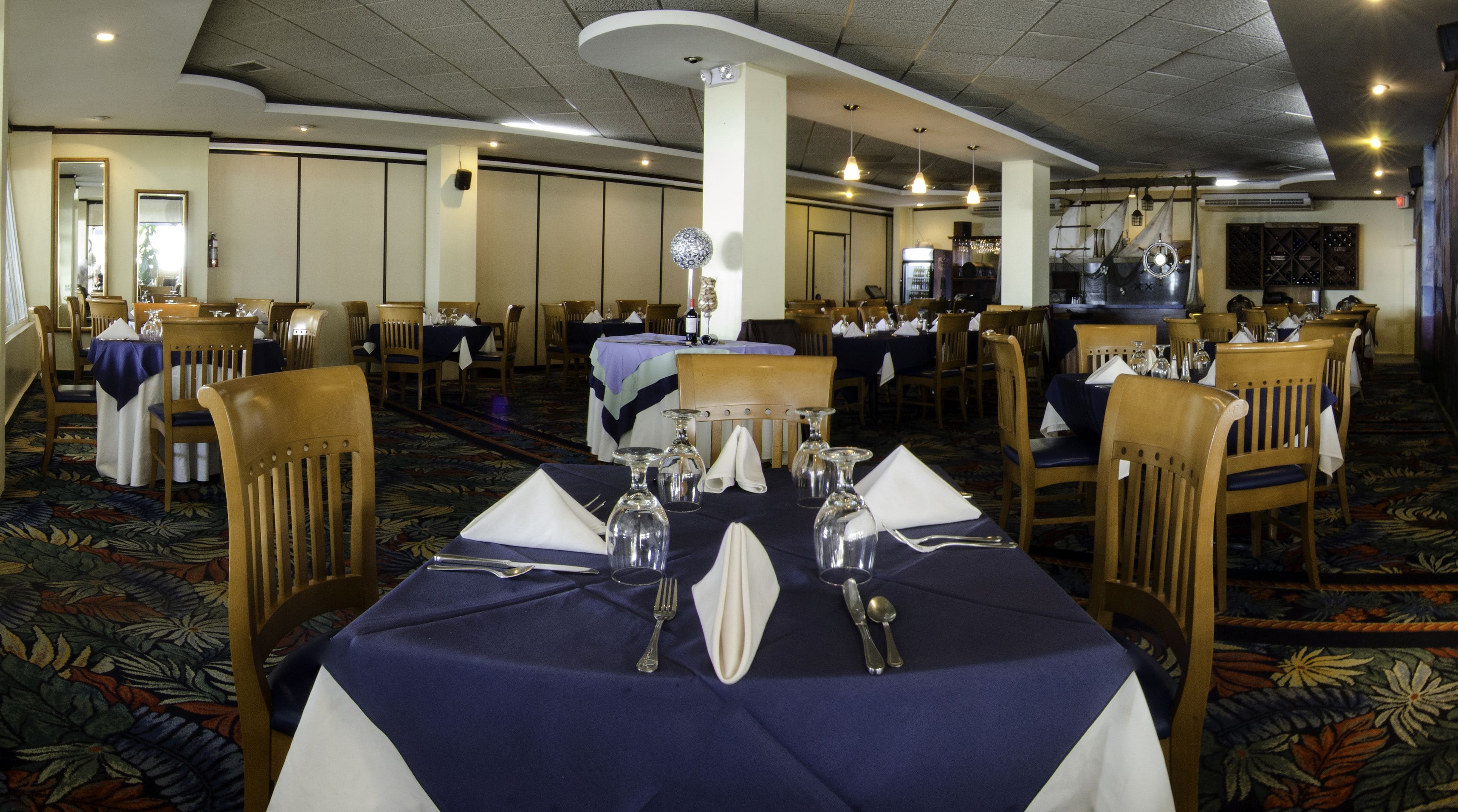 breakfast and dinner served