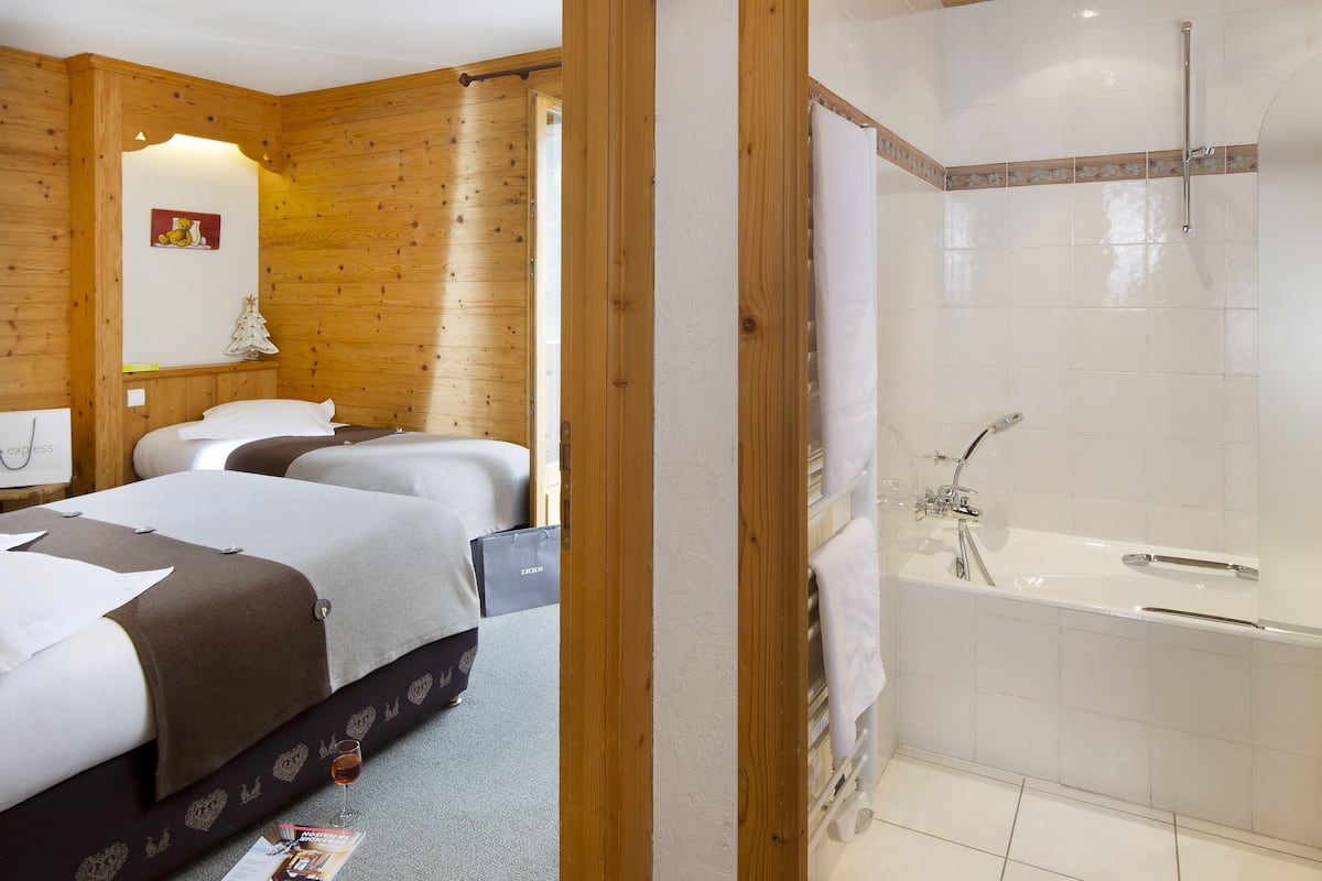 desk, soundproofing, cots/infant beds, rollaway beds