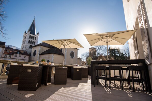 Terrace/patio - ROYAL Annecy Apparthôtel (Annecy)