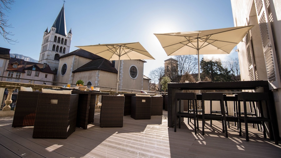 ROYAL Annecy Apparthôtel