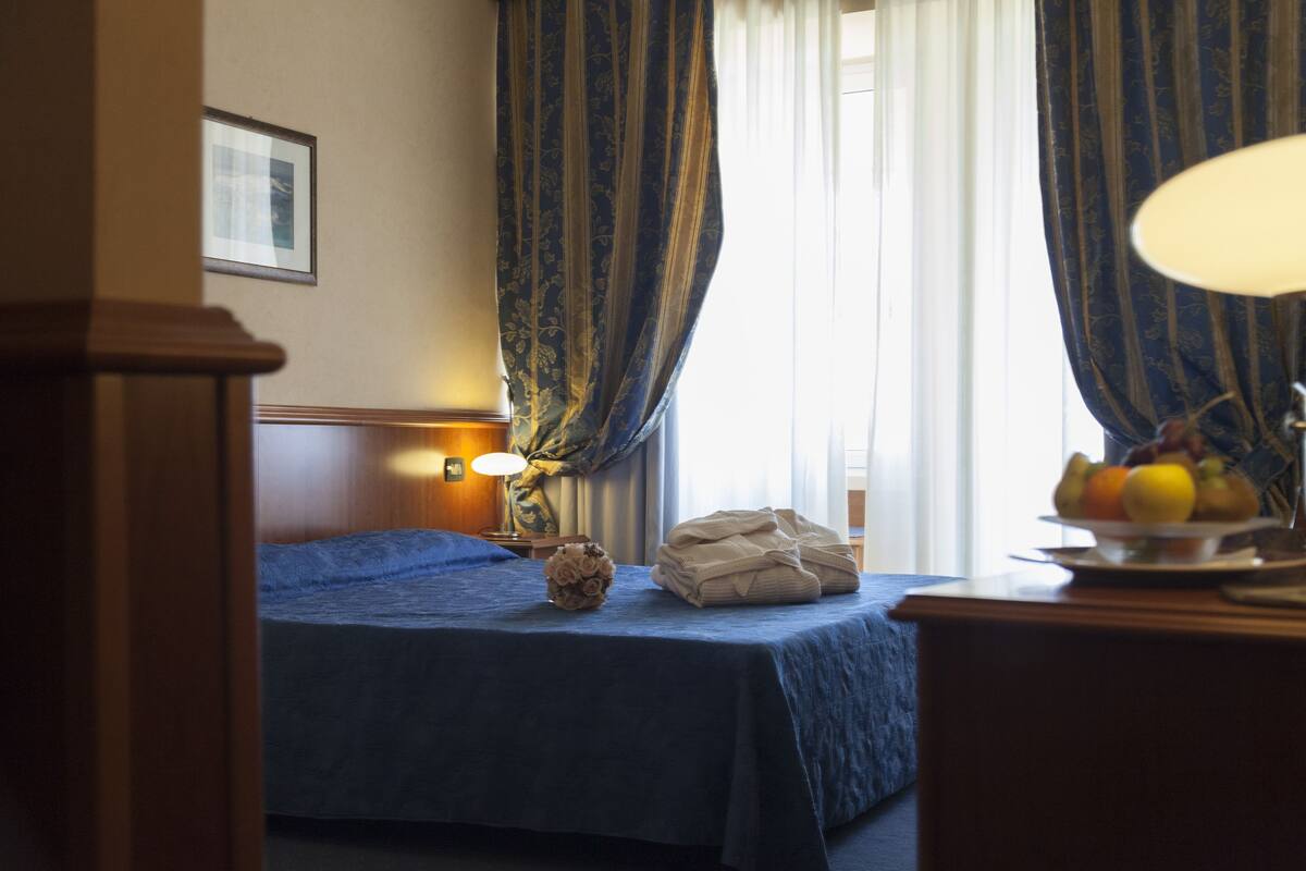 Classic Double Room | Select Comfort beds, minibar, in-room safe, desk