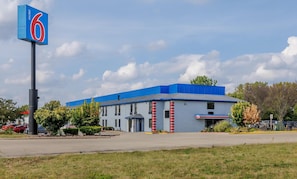 Exterior - Motel 6 Franklin, OH (Franklin)