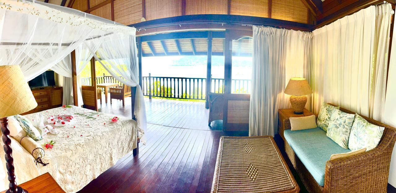 Villa (Hideaway)