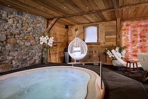 Turkish bath/hammam, sports massages, reflexology, massages - Neige et Roc, The Originals Relais (Samoëns)