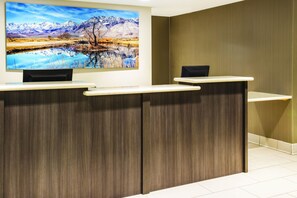 Reception - Cielo Hotel Bishop-Mammoth, an Ascend Collection Hotel (Bishop)