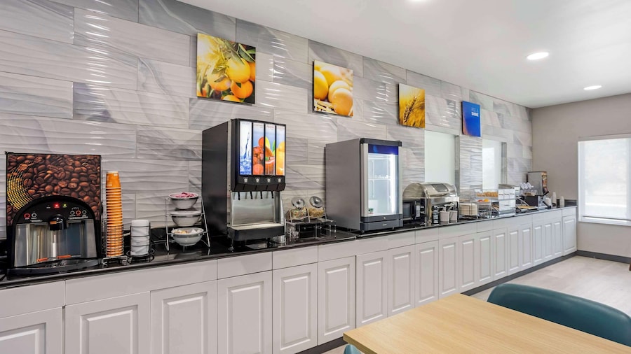 Comfort Inn & Suites Harrisburg-Hershey North