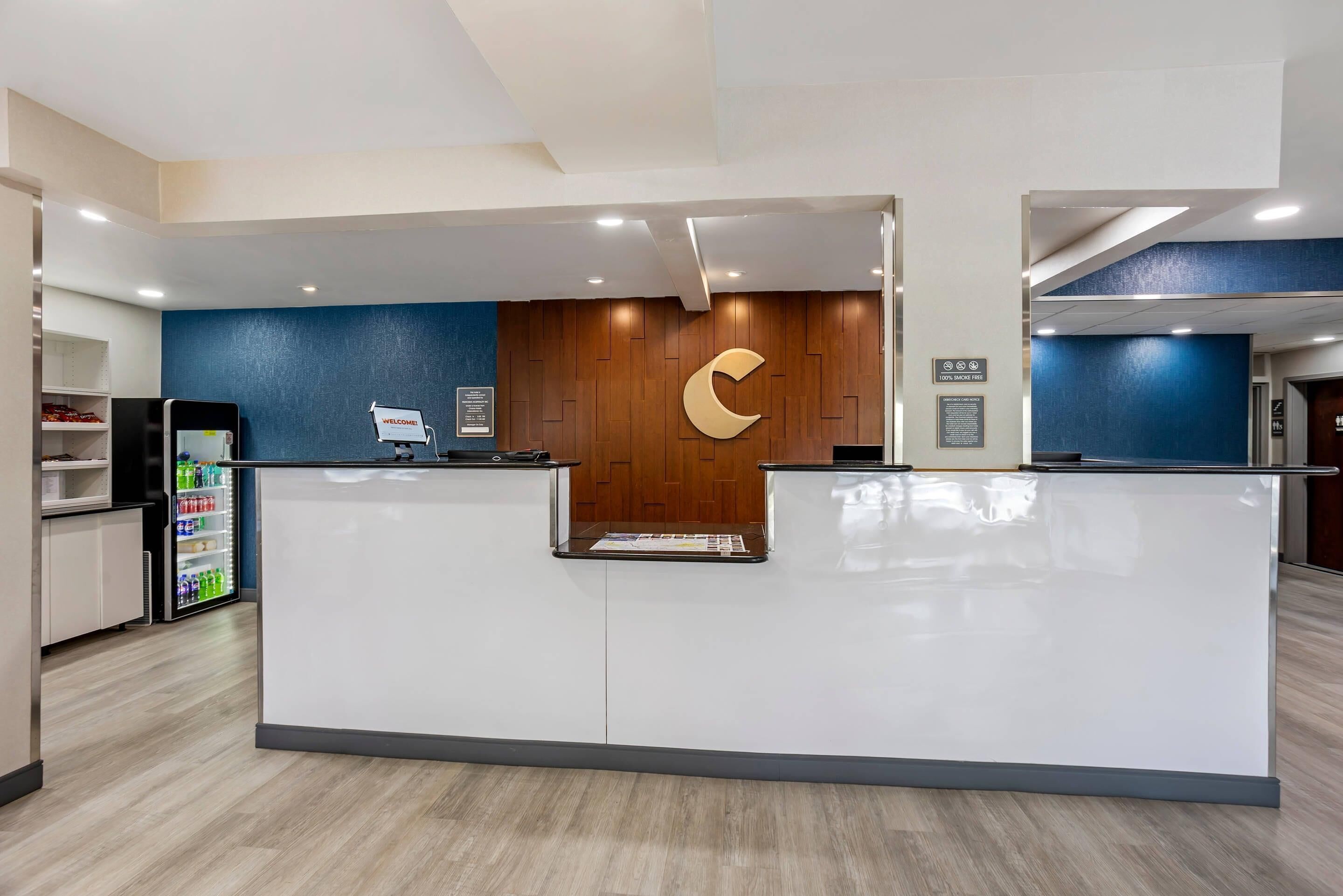 Harrisburg Inn & Suites — photo 11