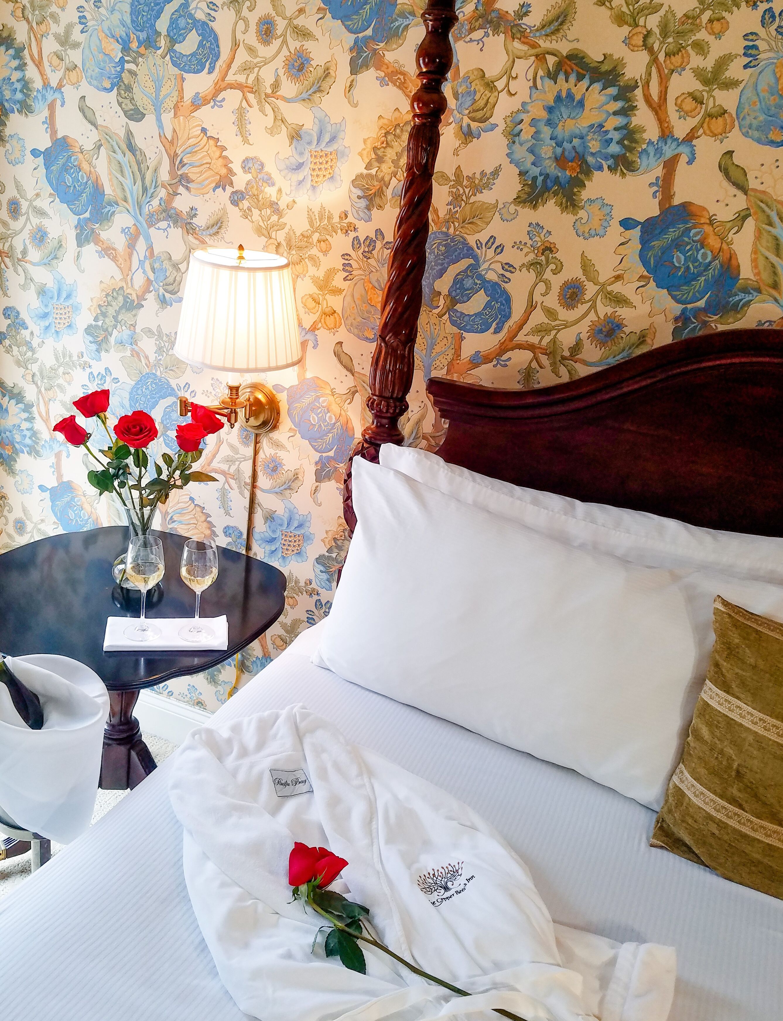 luxury room, 1 bedroom, non smoking (room 322) | blackout curtains, iron/ironing board, free wifi, bed sheets