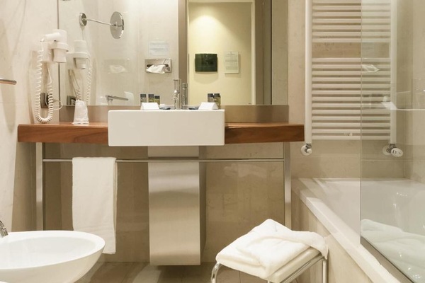 Free toiletries, hair dryer, bidet, towels