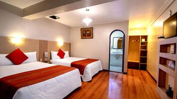 Standard Twin Room, Private Bathroom | Outdoor spa tub