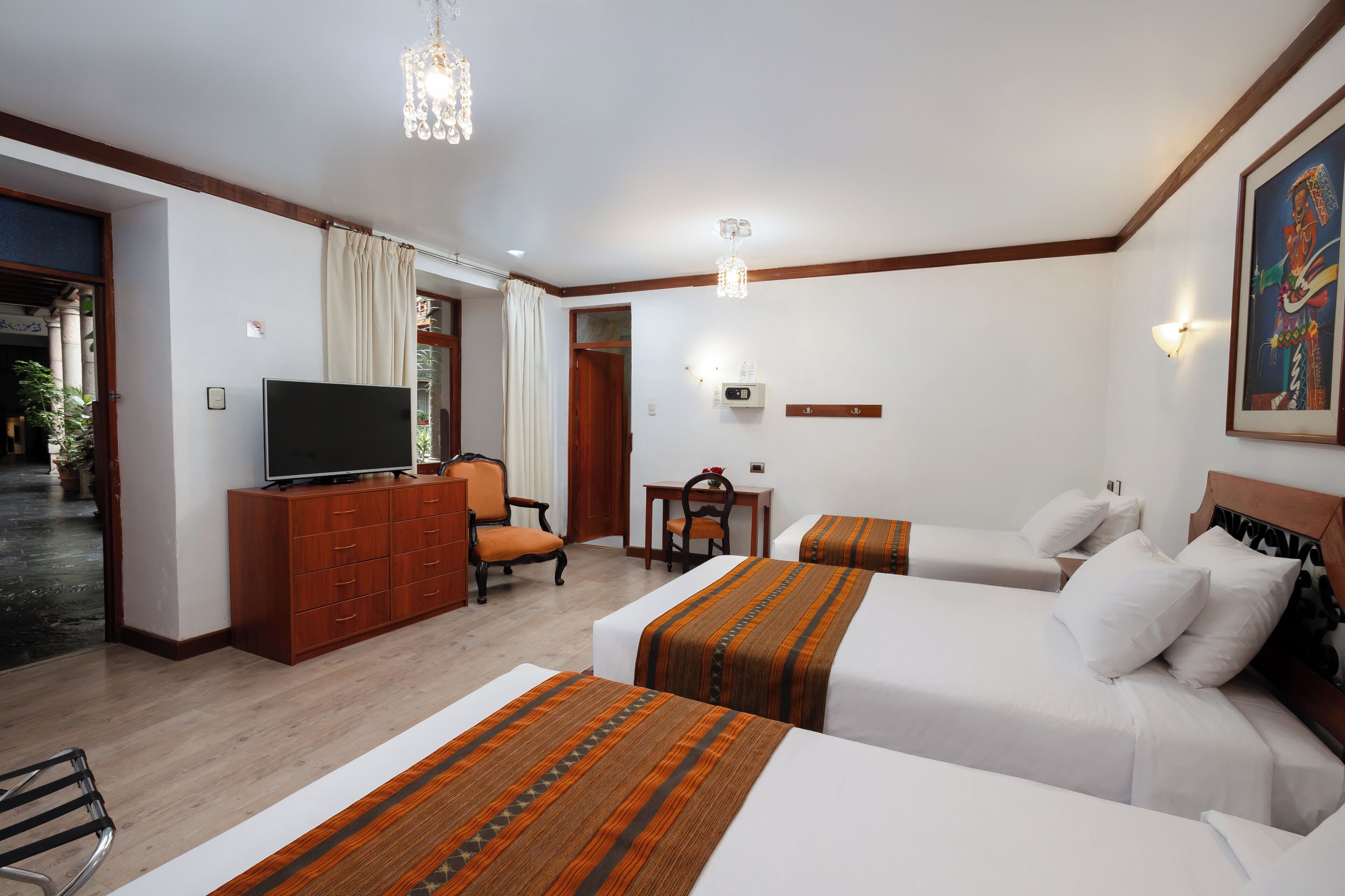 Standard Triple Room | 10 bedrooms, in-room safe, desk, free WiFi